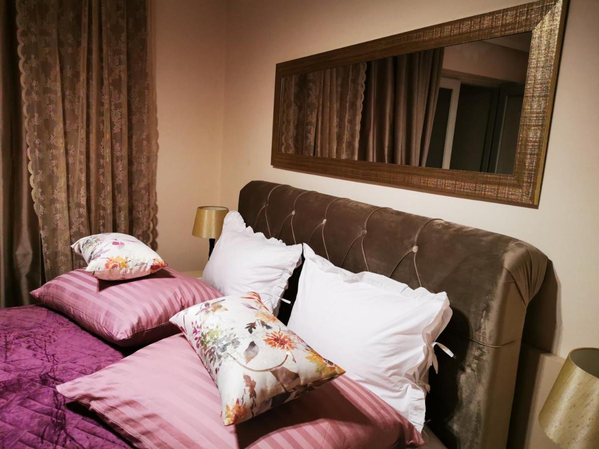 Villa Bose- Apartmani Luka Sodan Brela Bagian luar foto