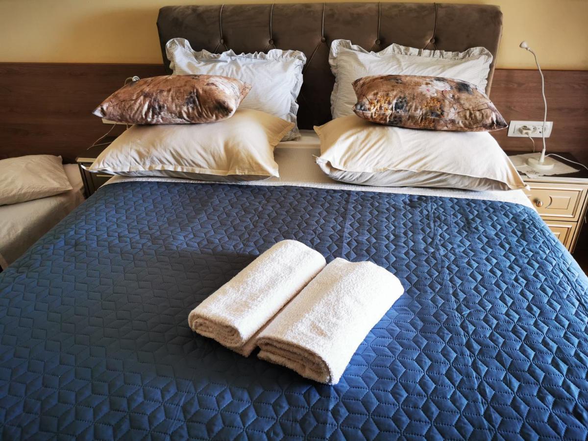 Villa Bose- Apartmani Luka Sodan Brela Bagian luar foto