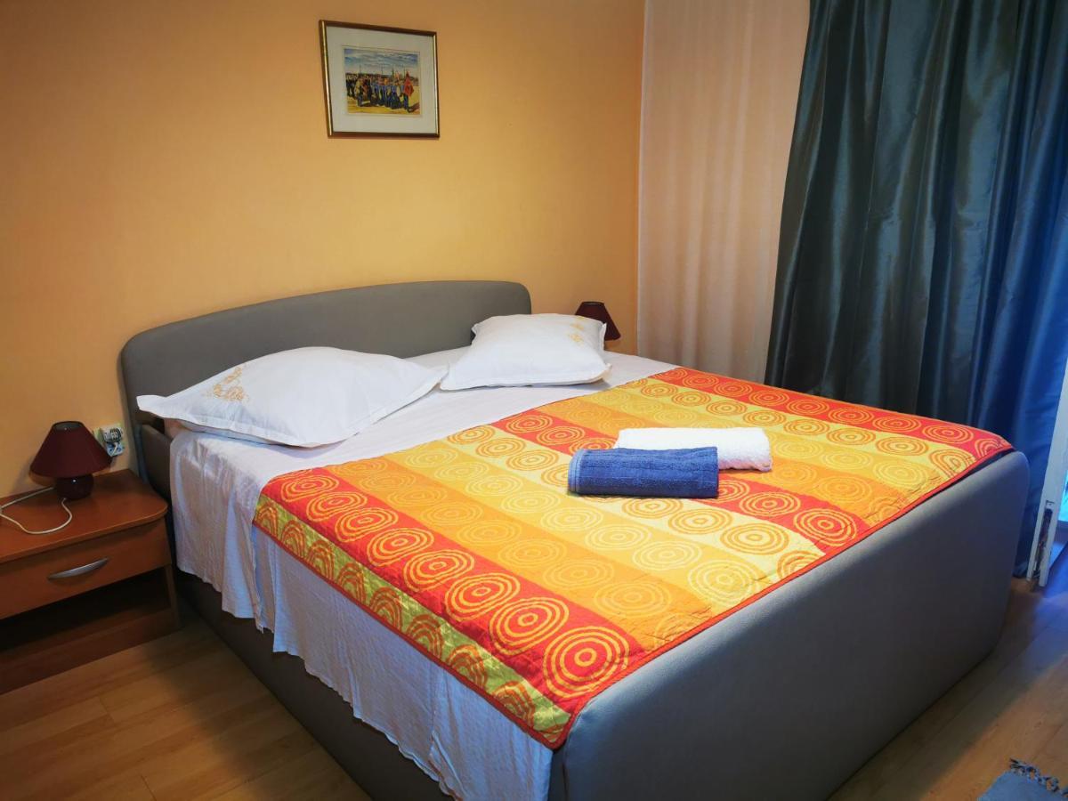 Villa Bose- Apartmani Luka Sodan Brela Bagian luar foto