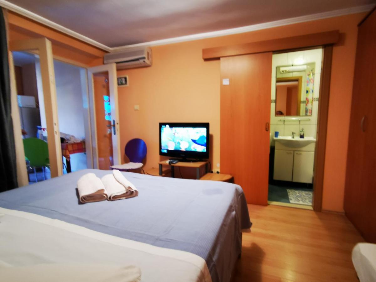 Villa Bose- Apartmani Luka Sodan Brela Bagian luar foto